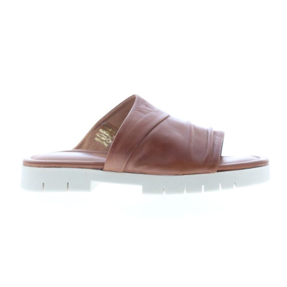 Miz Mooz Womens Claribel Brown Shoes (NWT)